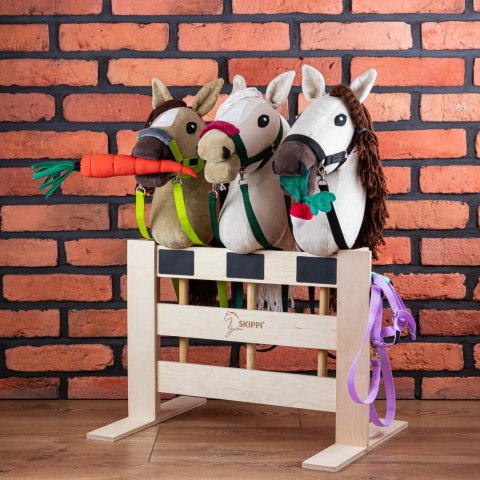 Skippi Padok dla Hobby Horse - stojak na trzy, dwa lub jednego hobby horse Skippi Padok dla Hobby Horse - stojak na trzy, dwa lub jednego hobby horse