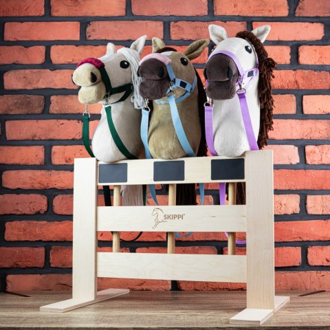 Skippi Padok dla Hobby Horse - stojak na trzy, dwa lub jednego hobby horse Skippi Padok dla Hobby Horse - stojak na trzy, dwa lub jednego hobby horse