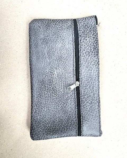 Etui saszetka szara 6.2 20x12cm Etui saszetka szara 6.2 20x12cm